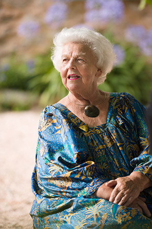 Баронесса Драгонетт де Варин-Бохан, владелица художественной галереи и бывший президент ассоциации «Вспоминая Коро»