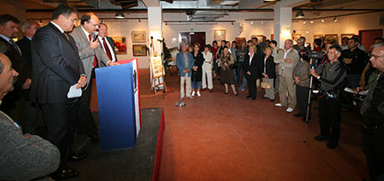 Открытие выставки Кузьмина в Теуль-сюр-Мер в 2007 году, одновременно с открытием выставочного зала, посвященного изобразительному искусству.